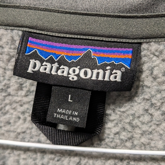 Patagonia like new Men's quarterzip pullover - Picture 3 of 4